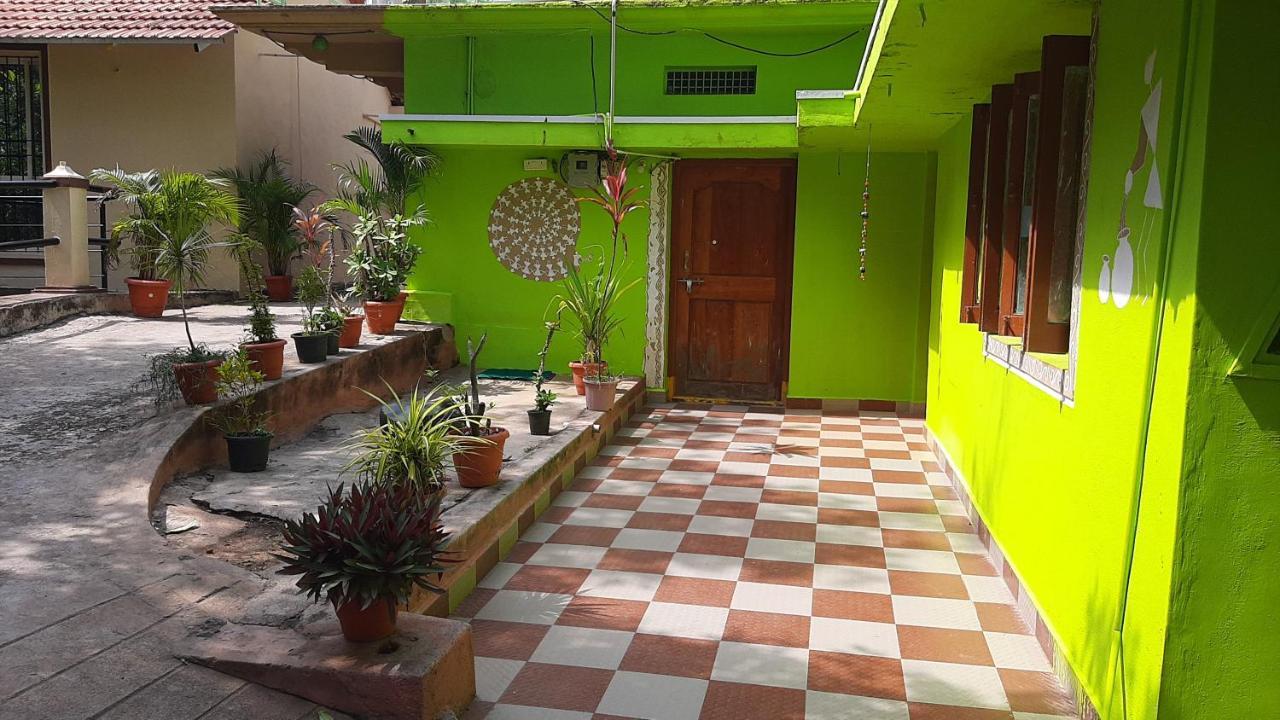 Shankar Homestay Хампі Екстер'єр фото
